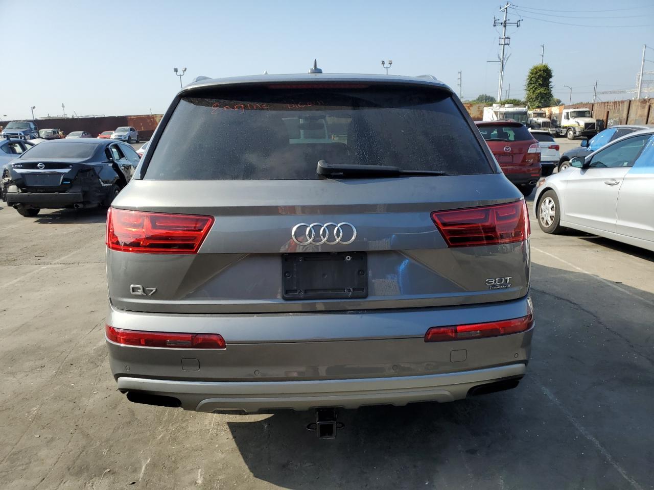 WA1LAAF7XHD013101 2017 Audi Q7 Premium Plus