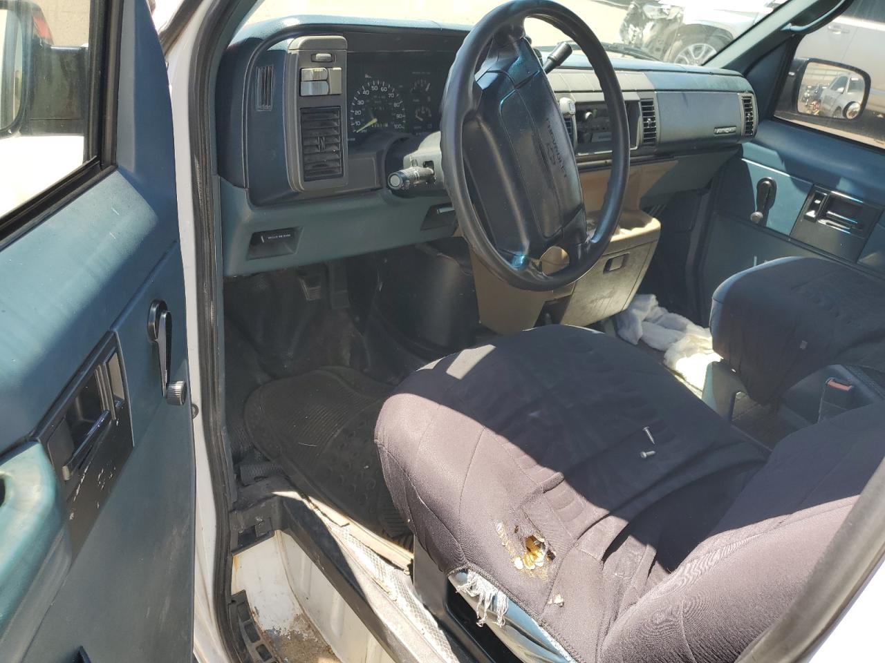 1994 Chevrolet Astro VIN: 1GCDM19Z0RB237182 Lot: 60764554