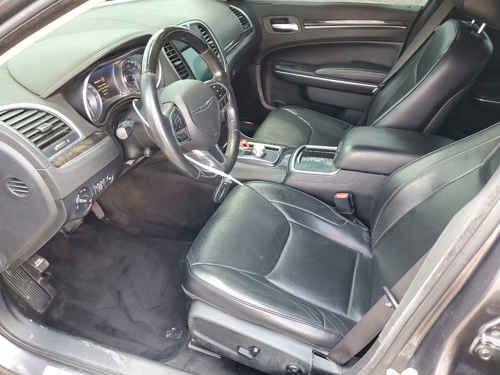 2C3CCAKG2JH177378 2018 Chrysler 300 Limited