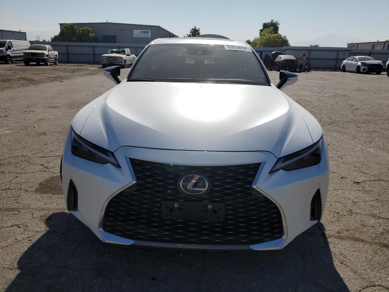 JTHCA1D21P5123913 Lexus IS 300 5