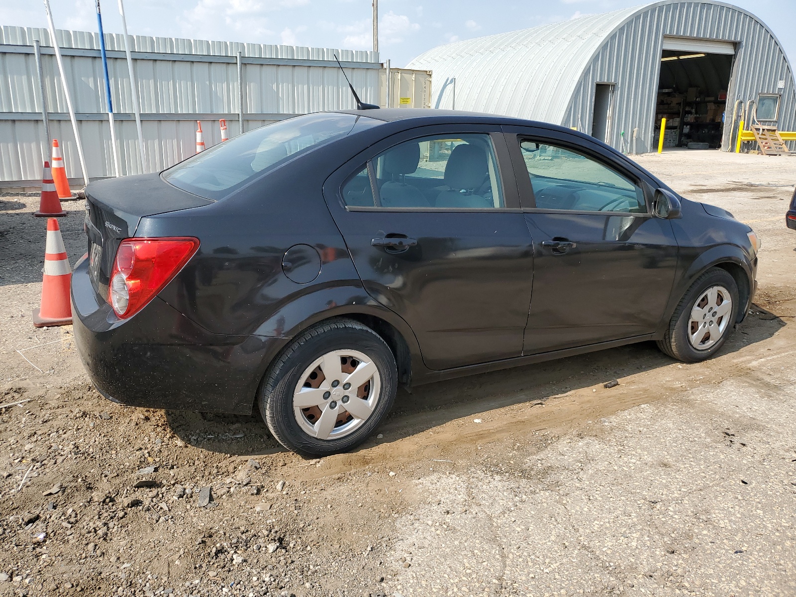 2013 Chevrolet Sonic Ls vin: 1G1JA5SG1D4118929