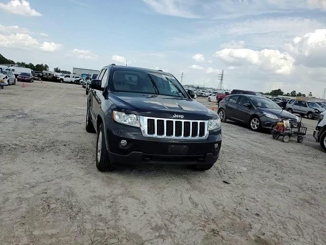 2011 Jeep Grand Cherokee Laredo VIN: 1J4RR4GT8BC529986 Lot: 63142584