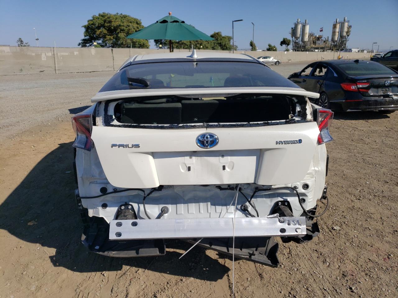 2018 Toyota Prius VIN: JTDKARFU8J3061309 Lot: 65063314