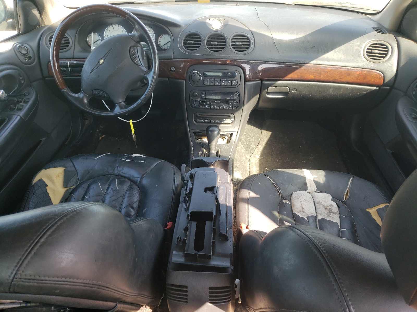 2C3AE66G02H298307 2002 Chrysler 300M