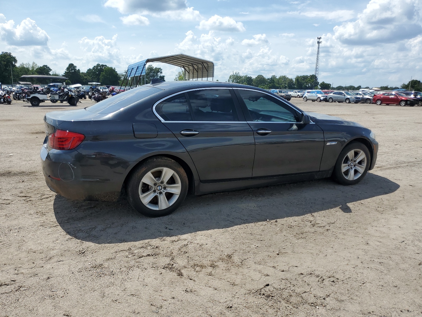 2013 BMW 528 I vin: WBAXG5C5XDD230638