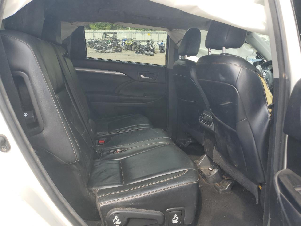 2016 Toyota Highlander Xle VIN: 5TDKKRFH8GS136176 Lot: 62299694