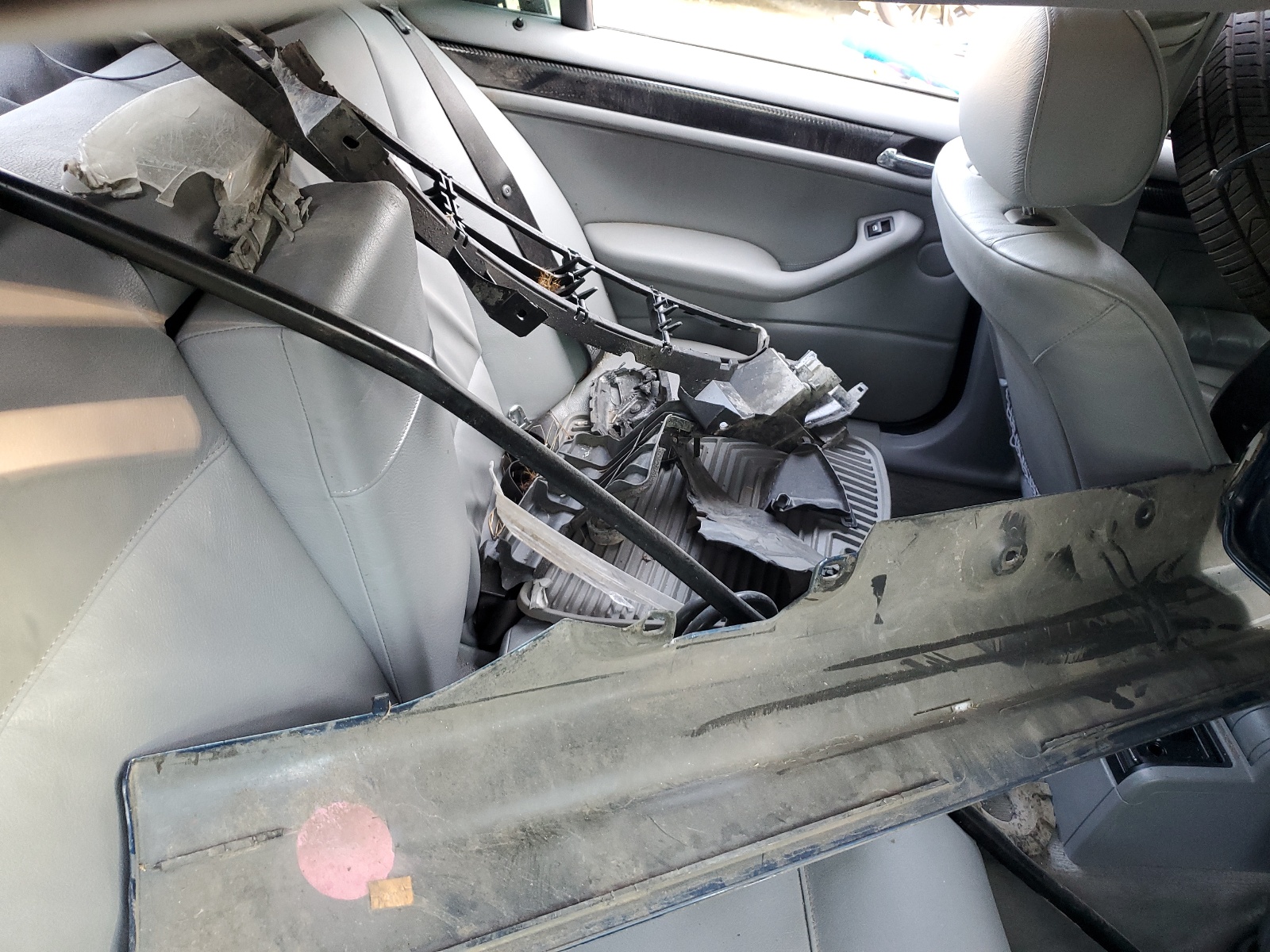 WBAEV334X2KL57620 2002 BMW 325 I