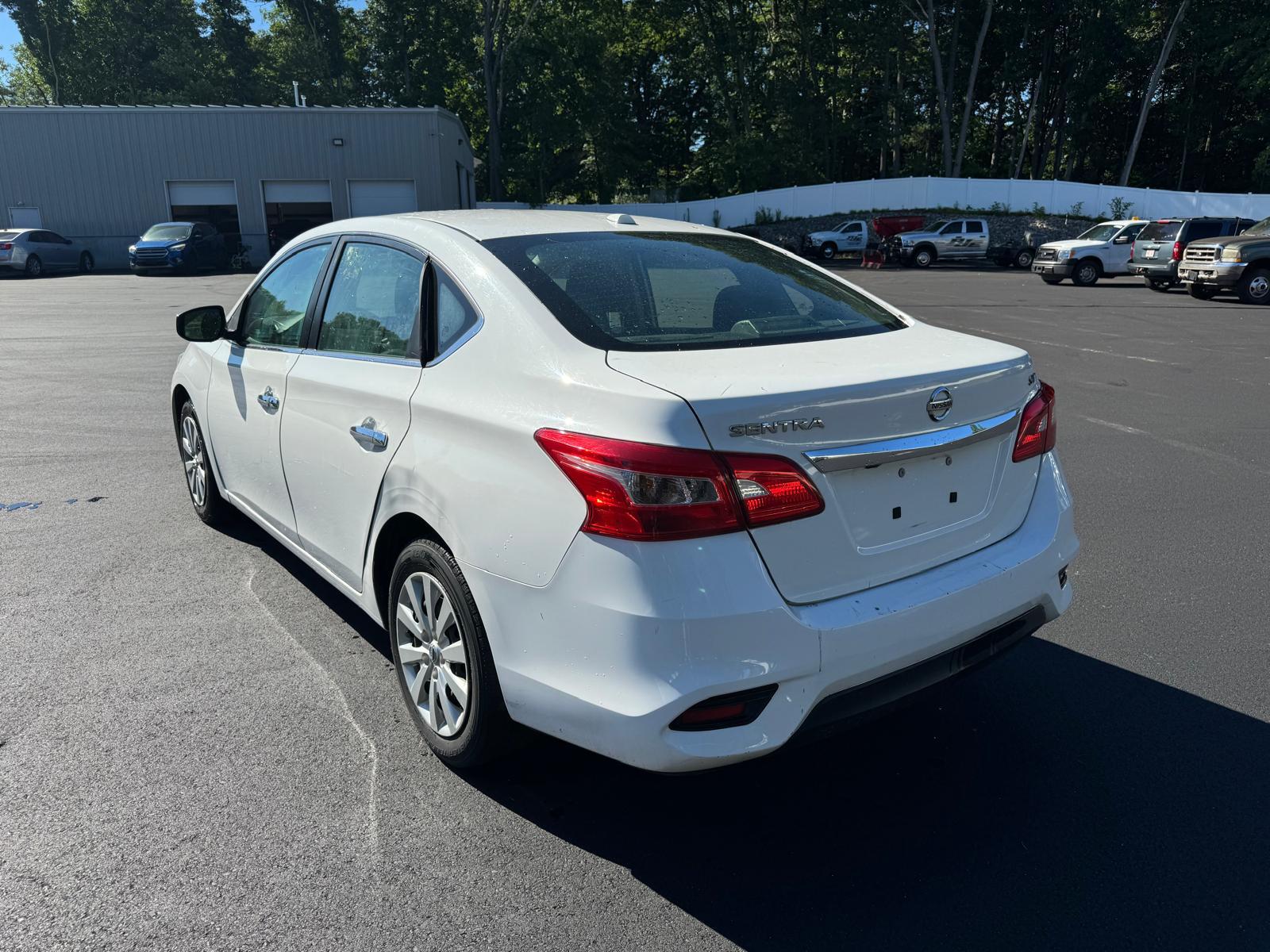 2017 Nissan Sentra S vin: 3N1AB7AP3HY284358