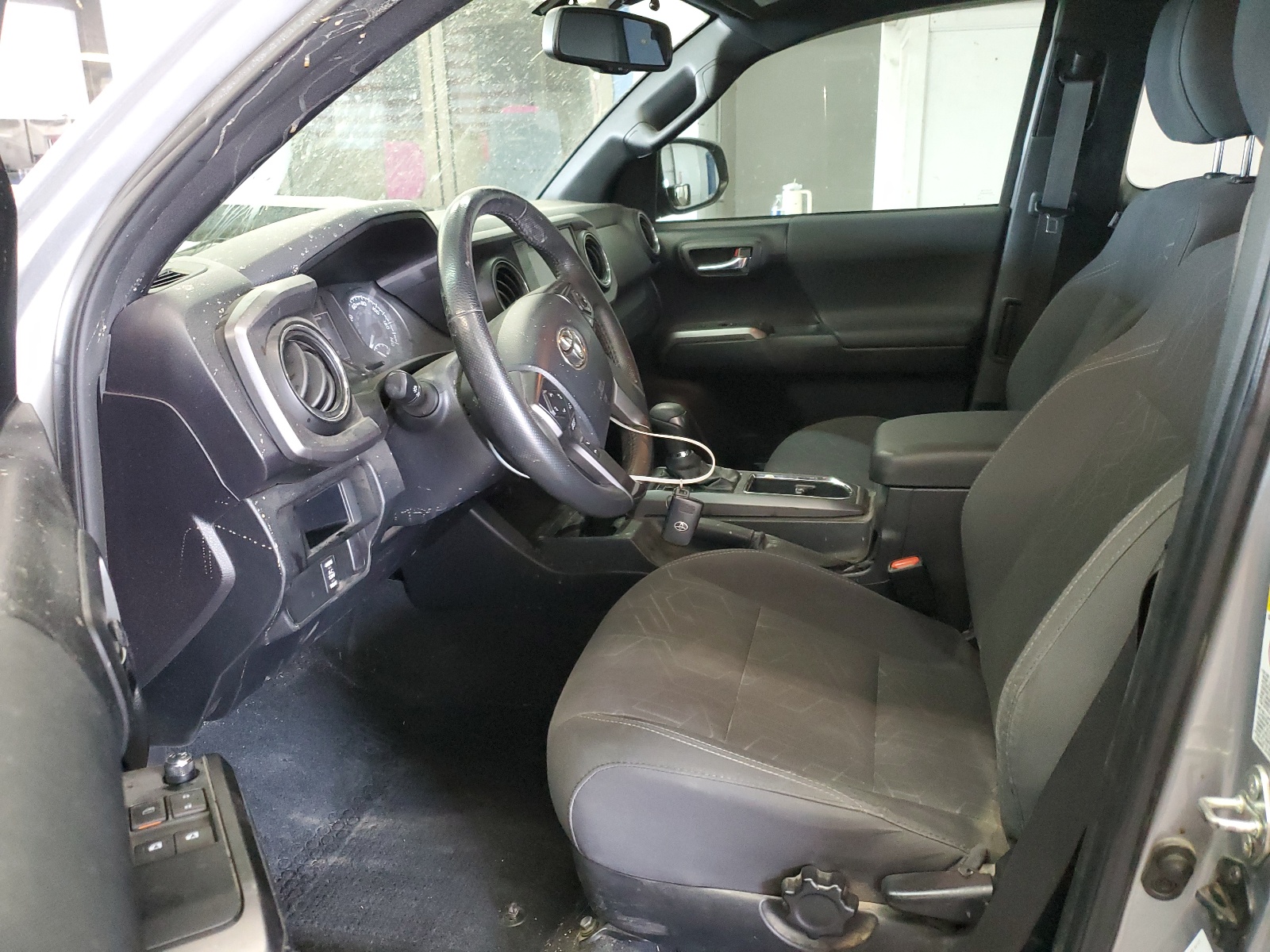 5TFSZ5ANXHX075149 2017 Toyota Tacoma Access Cab