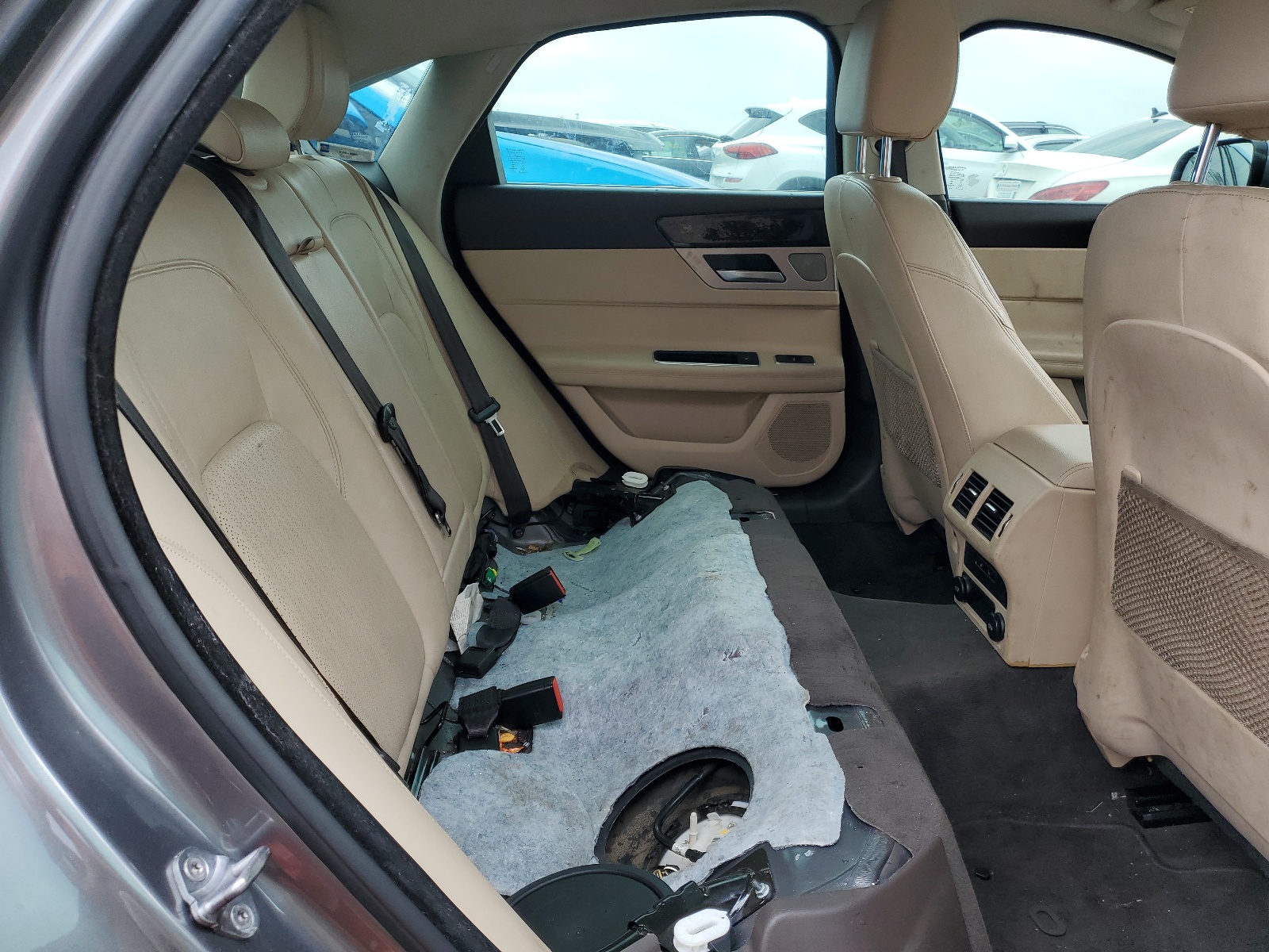 SAJBE4BV7GCY16045 2016 Jaguar Xf Prestige