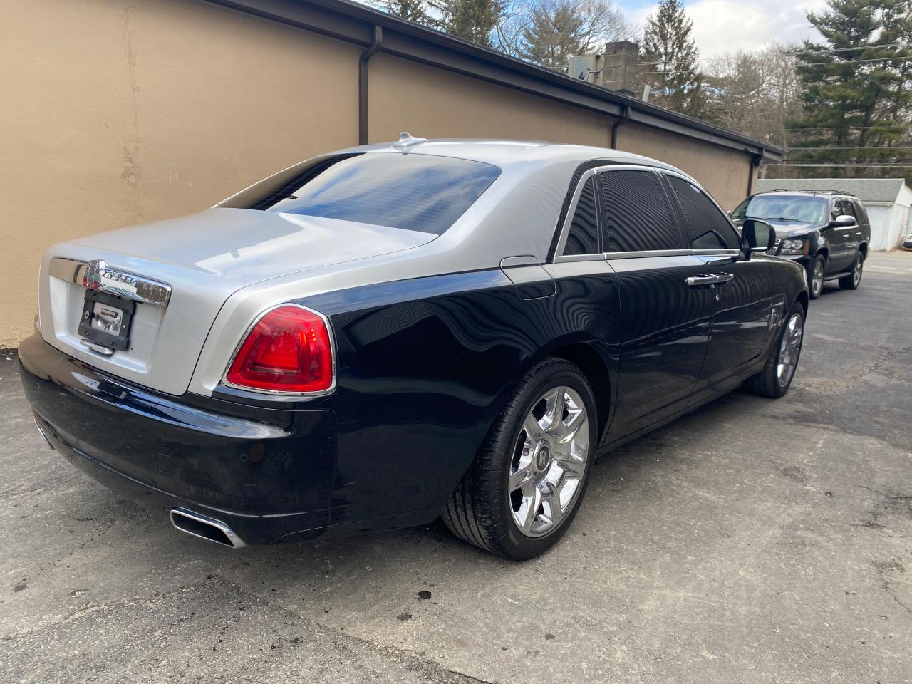 2011 Rolls-Royce Ghost VIN: SCA664S58BUX50046 Lot: 64788254