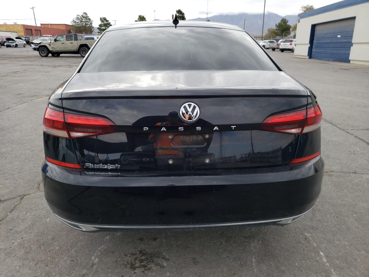 1VWSA7A32LC018555 2020 Volkswagen Passat Se