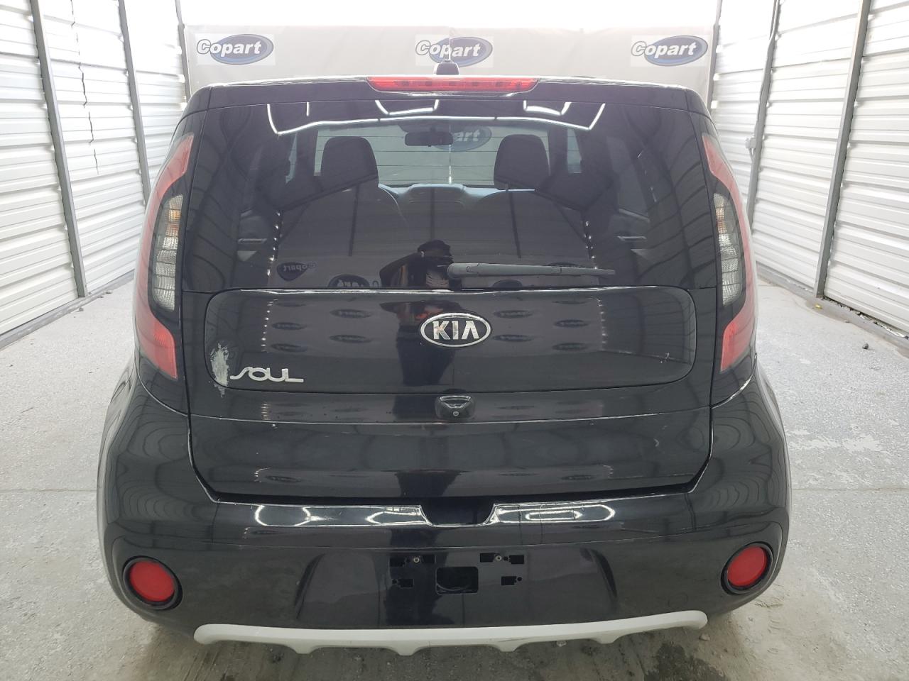 2017 Kia Soul + VIN: KNDJP3A58H7416411 Lot: 62048294