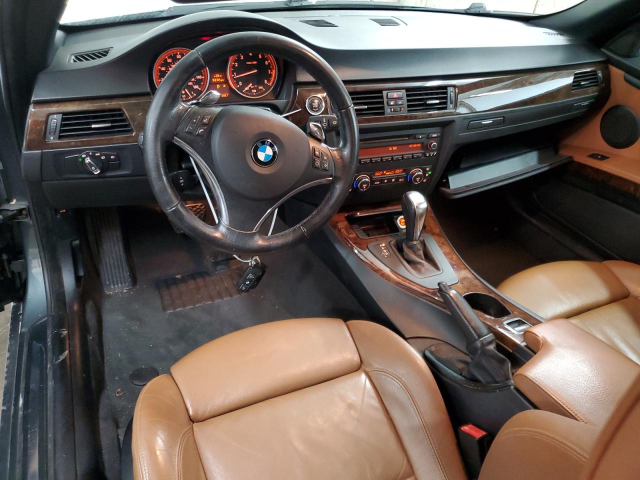 2009 BMW 328 I VIN: WBAWL13569PX23836 Lot: 64146704