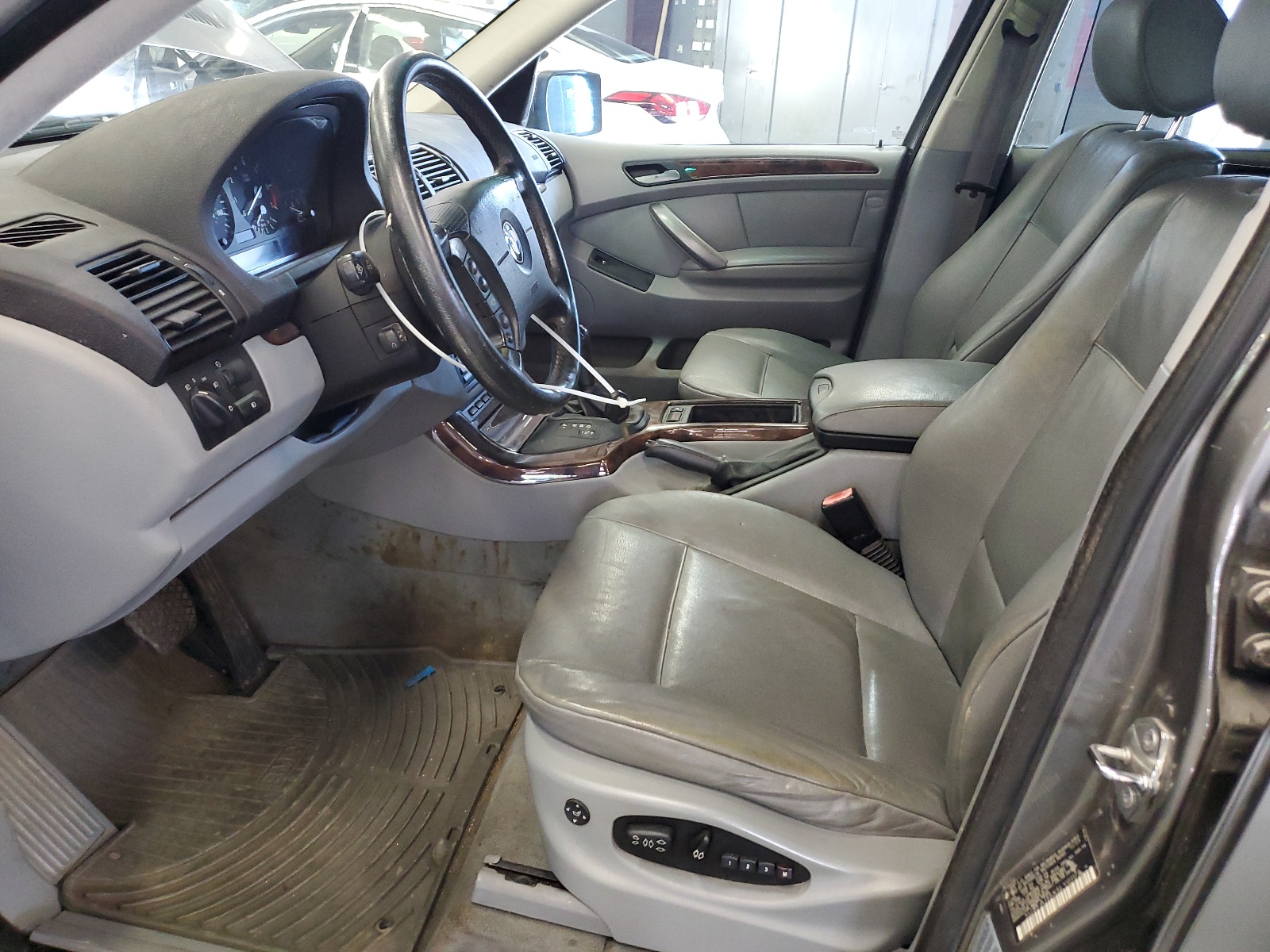 5UXFA135X5LY01172 2005 BMW X5 3.0I