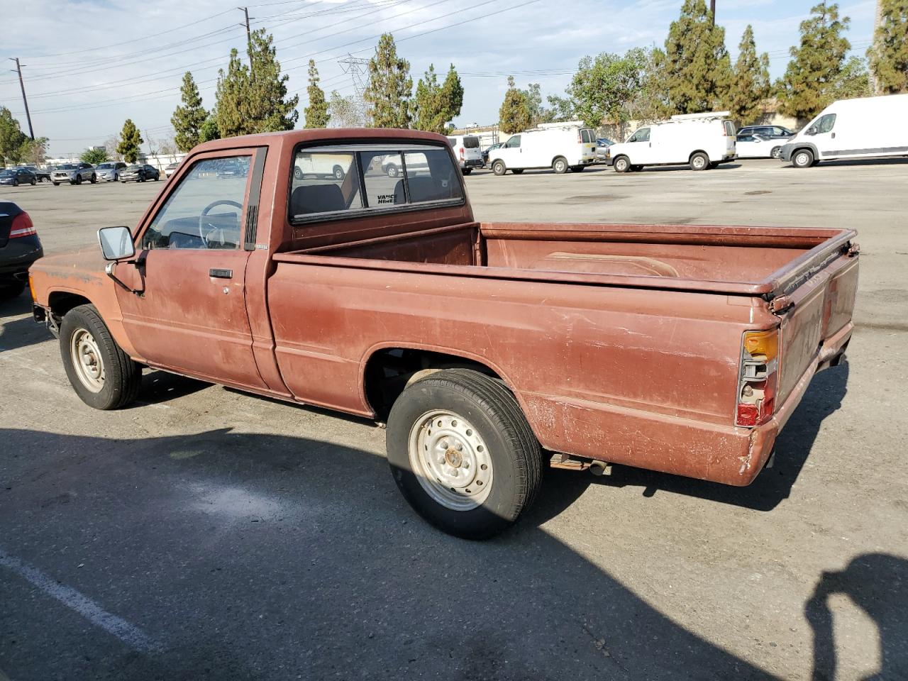 1986 Toyota Pickup 1/2 Ton Rn50 VIN: JT4RN50R5G0155061 Lot: 63460774