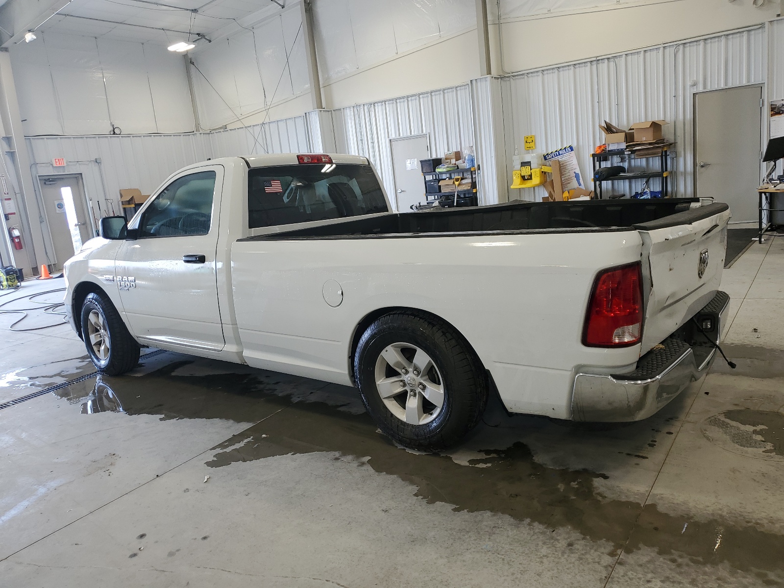 2023 Ram 1500 Classic Tradesman vin: 3C6JR6DT0PG571003