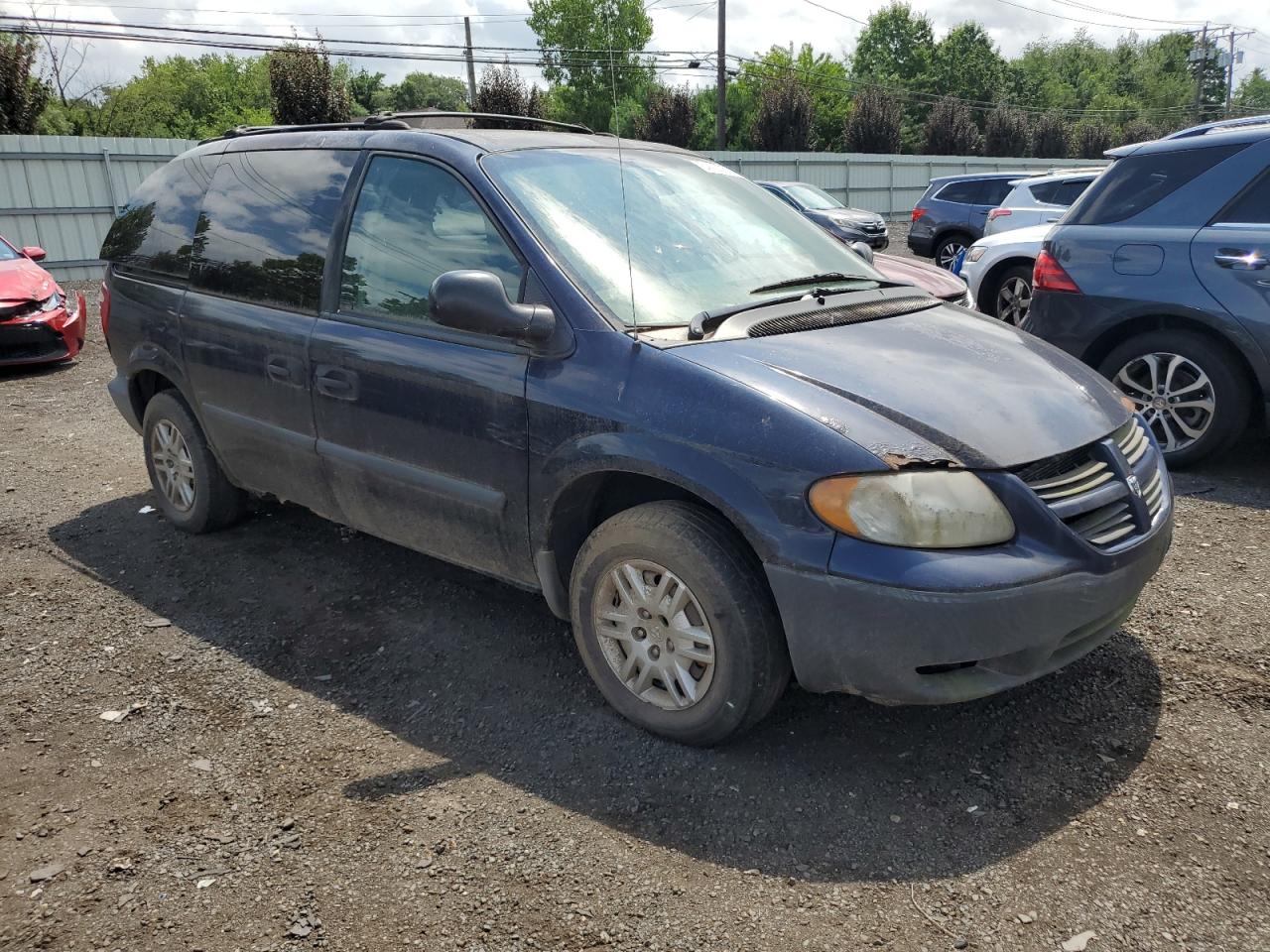 2005 Dodge Caravan Se VIN: 1D4GP25B15B254623 Lot: 64727514