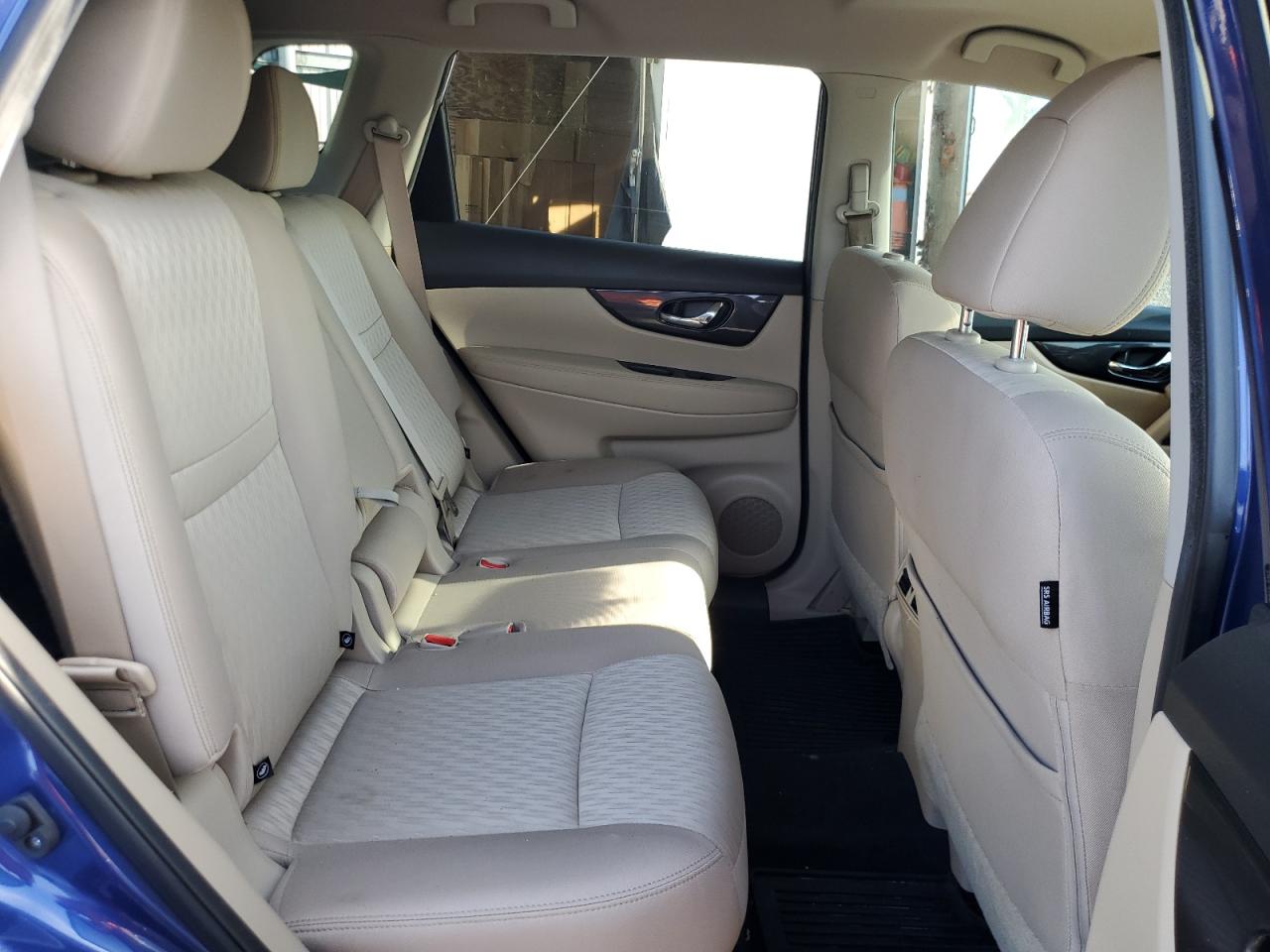 2017 Nissan Rogue S VIN: KNMAT2MT1HP577571 Lot: 61421714