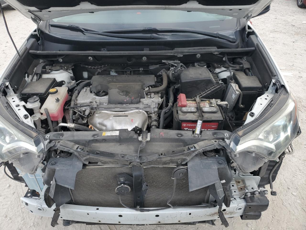 2018 Toyota Rav4 Le VIN: 2T3ZFREVXJW443901 Lot: 64630664