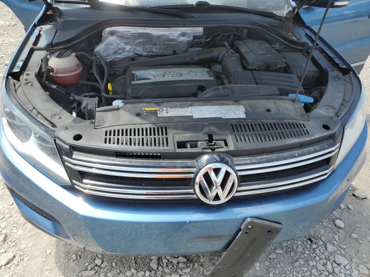 WVGSV7AX8HK017624 2017 Volkswagen Tiguan Wolfsburg