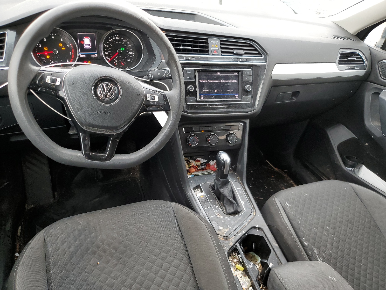 3VV1B7AX5JM159020 2018 Volkswagen Tiguan S