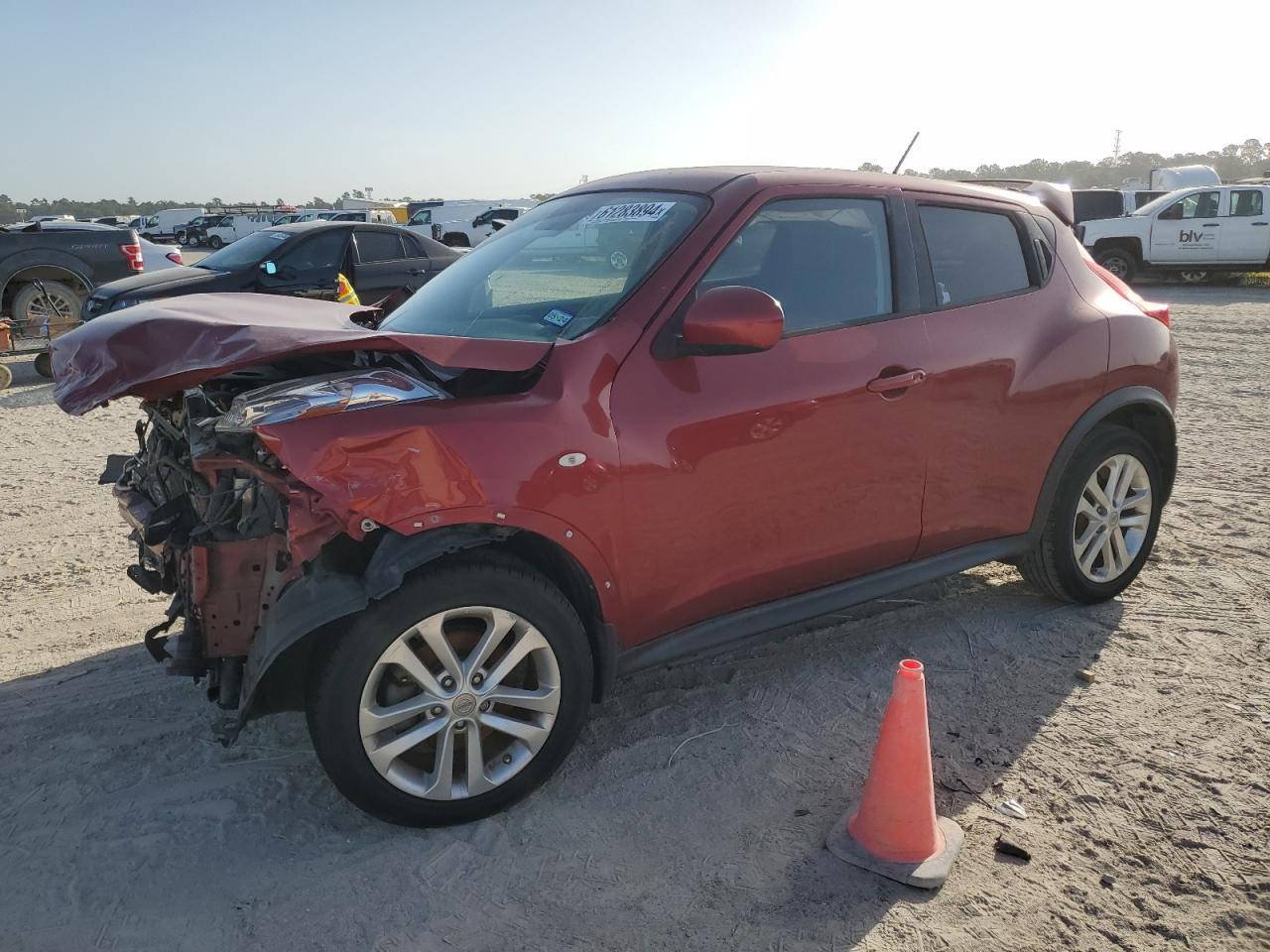 2014 Nissan Juke S VIN: JN8AF5MR4ET351240 Lot: 61283894