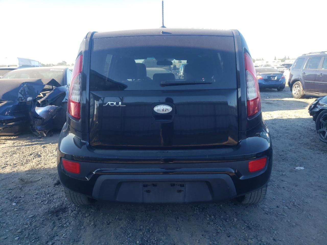 2012 Kia Soul + VIN: KNDJT2A62C7740252 Lot: 64615124