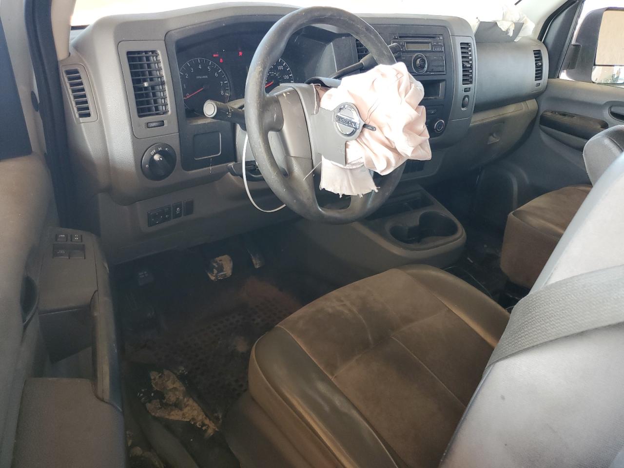 1N6BF0KY0HN811786 2017 Nissan Nv 1500 S