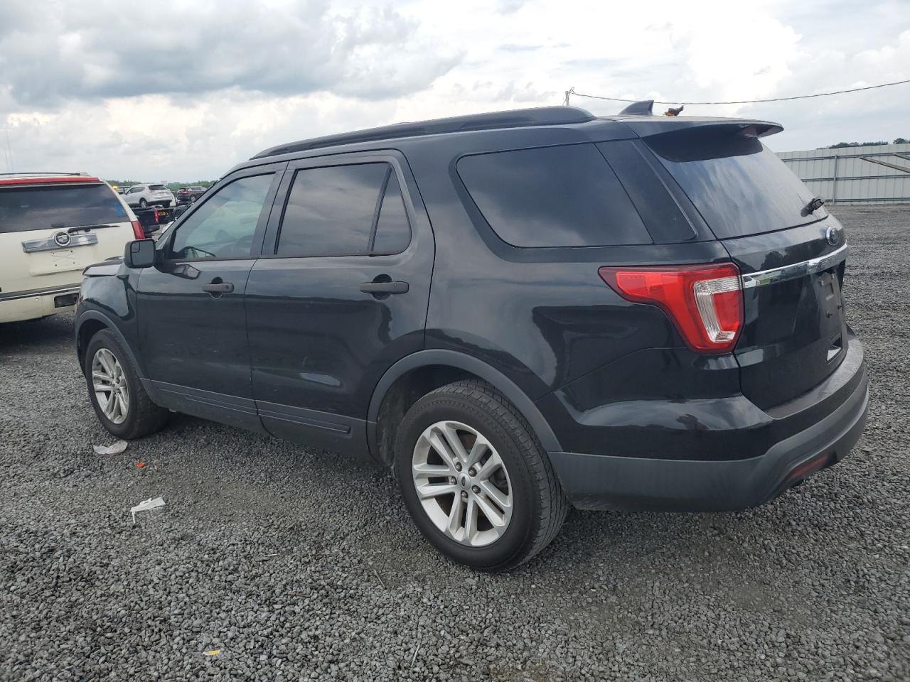 1FM5K7B86GGA13120 2016 FORD EXPLORER - Image 2