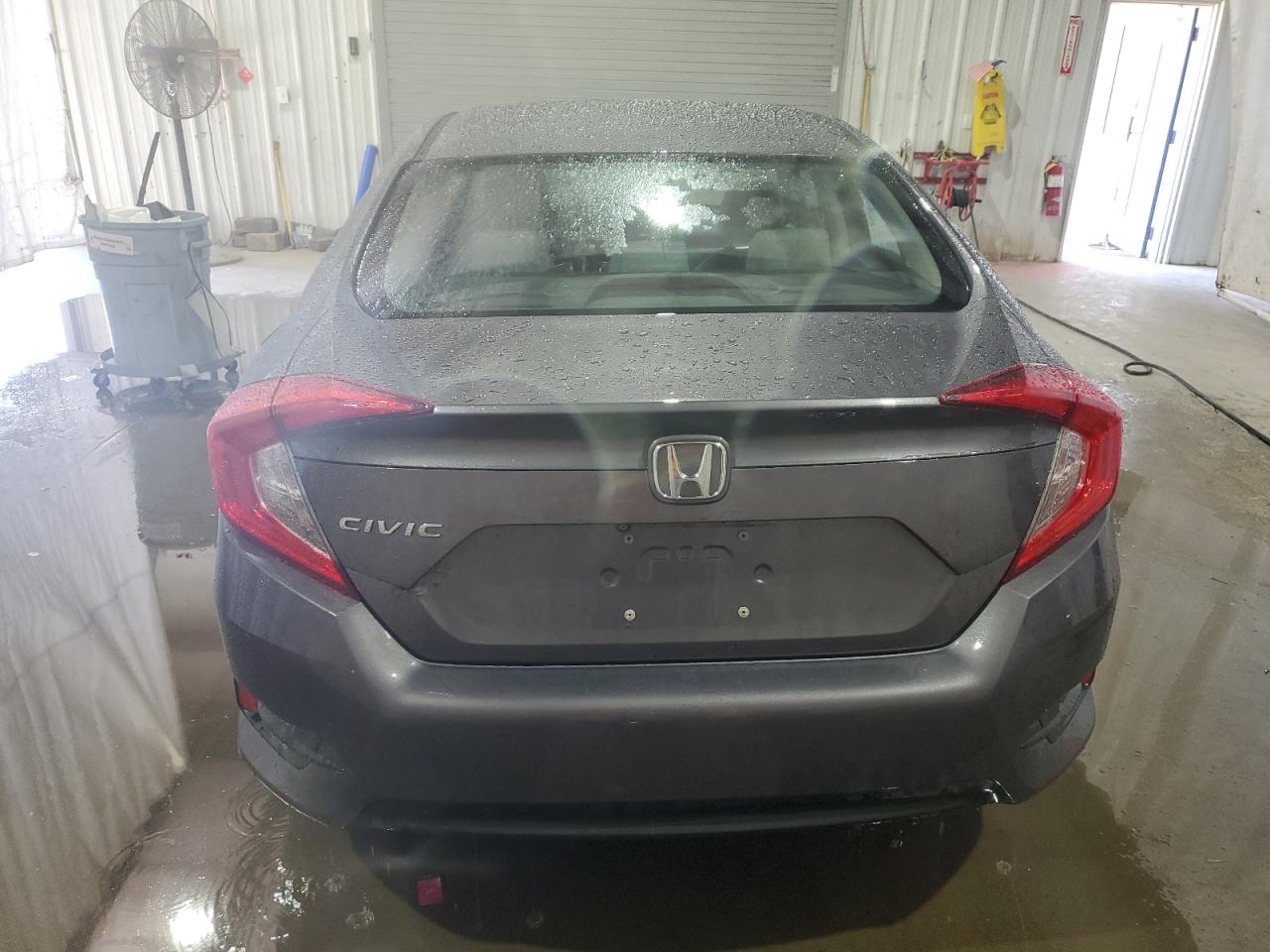 2HGFC2F71GH518370 2016 Honda Civic Ex