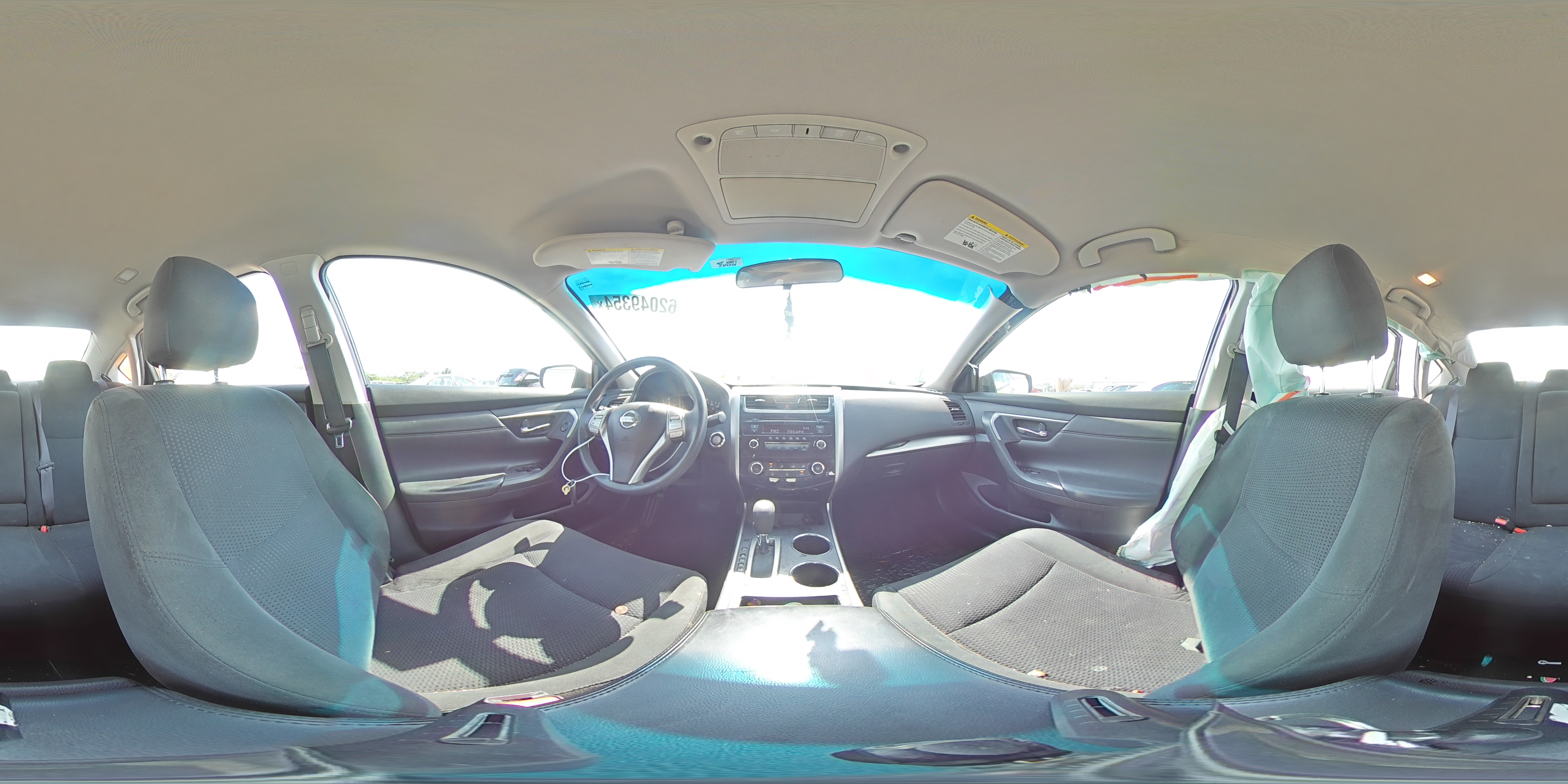 2015 Nissan Altima - Image 12
