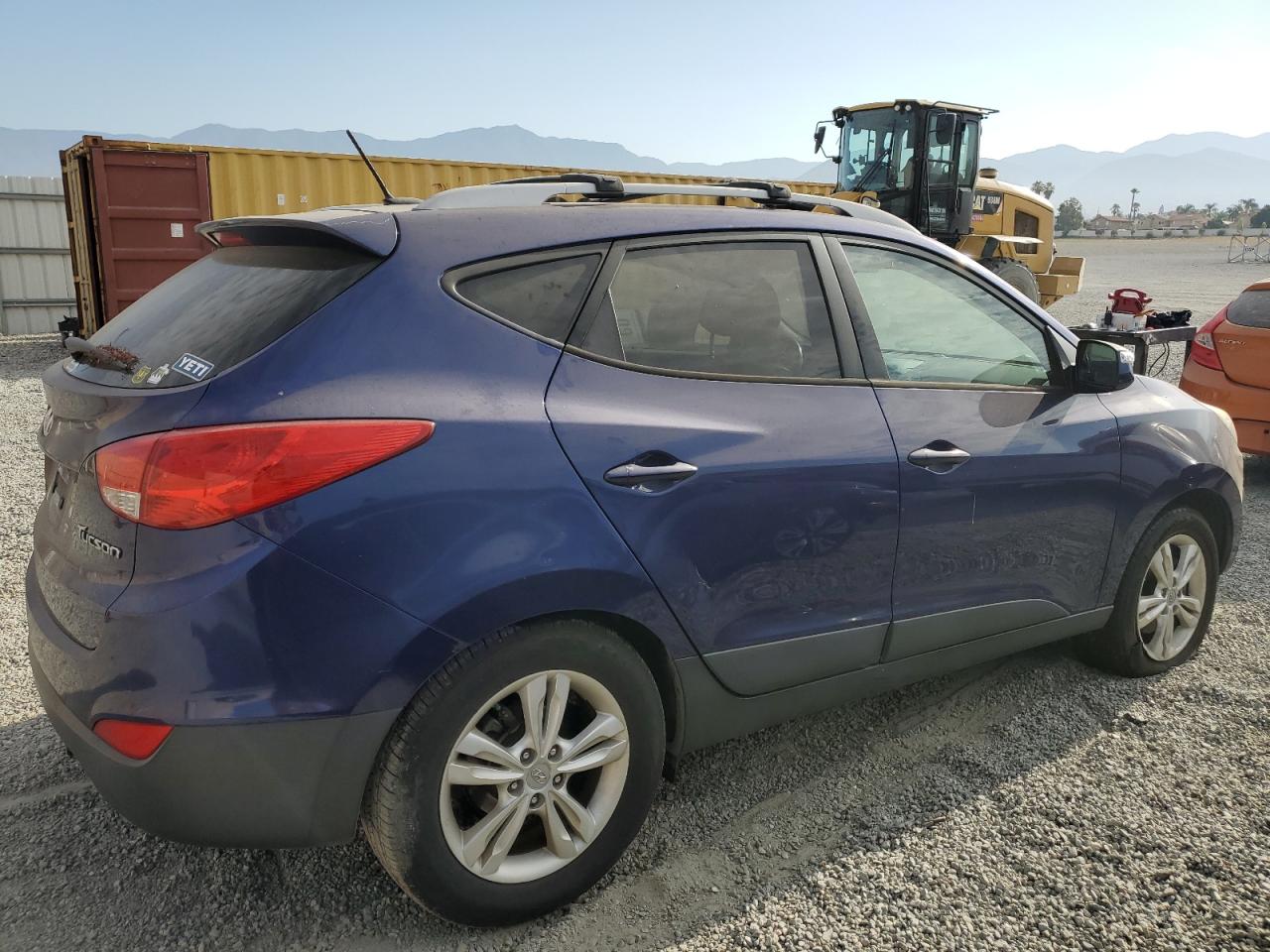 2012 Hyundai Tucson - Image 3