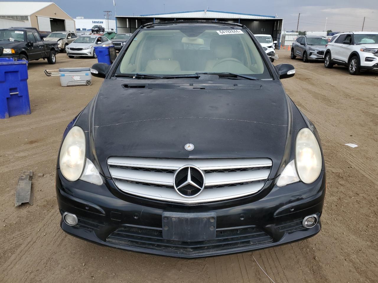 2008 Mercedes-Benz R 350 VIN: 4JGCB65E48A081519 Lot: 64192844
