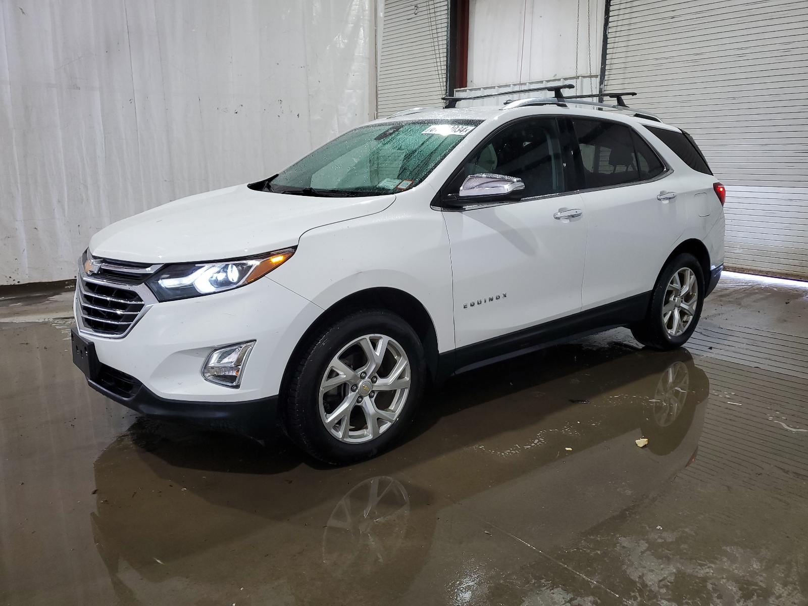 2018 Chevrolet Equinox Premier vin: 2GNAXVEV6J6192672