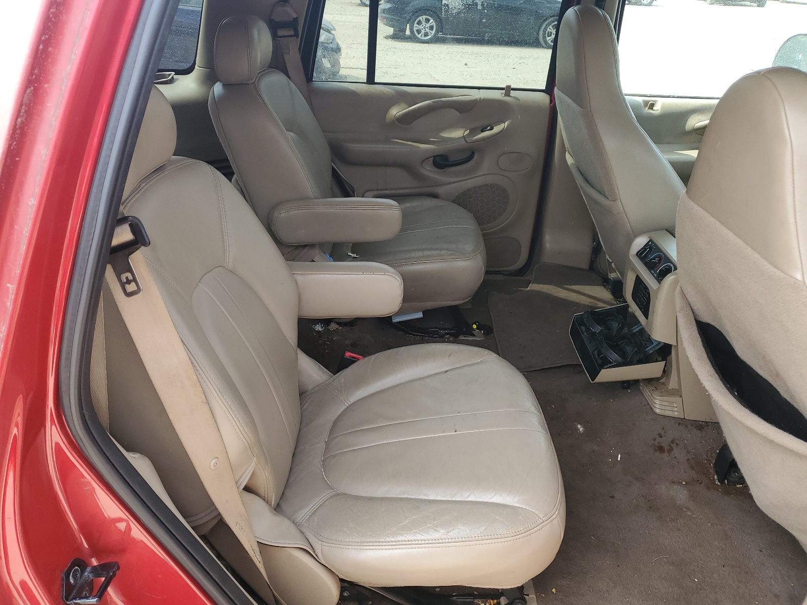 1FMRU17L11LA23204 2001 Ford Expedition Eddie Bauer