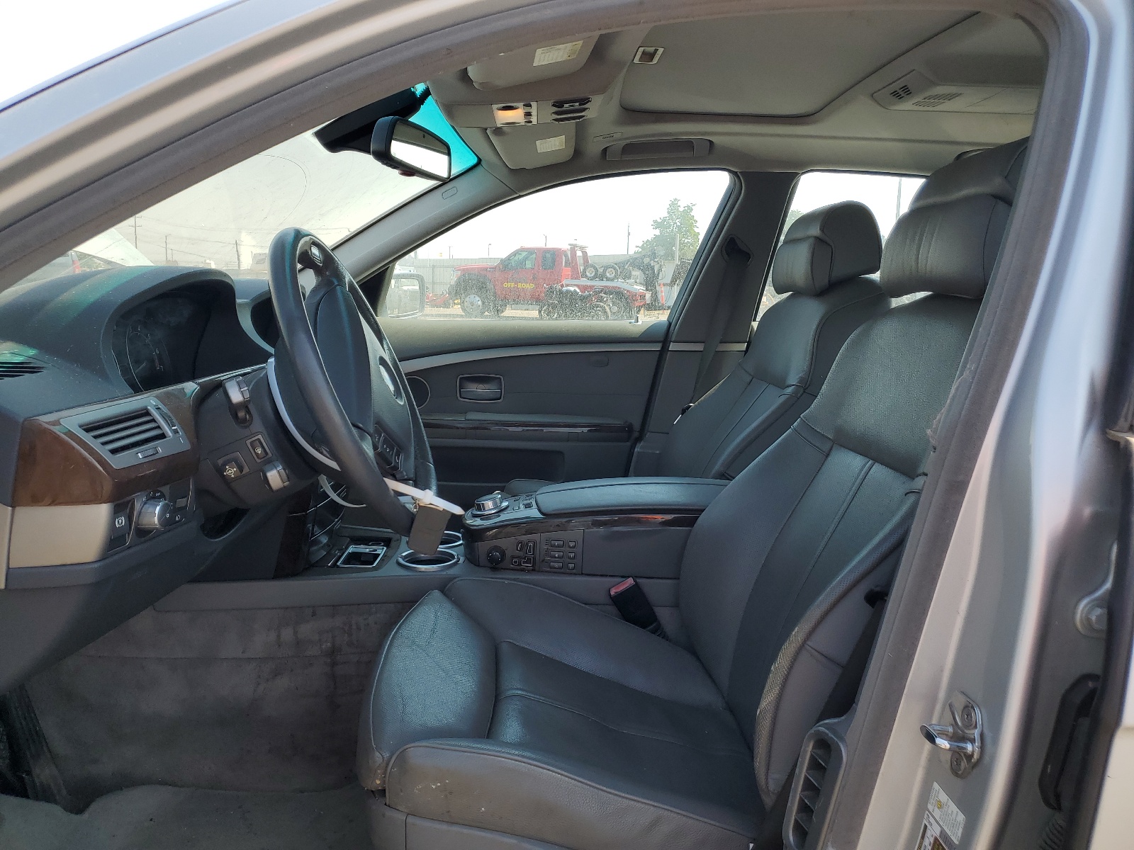 WBAHN83547DT65856 2007 BMW 750