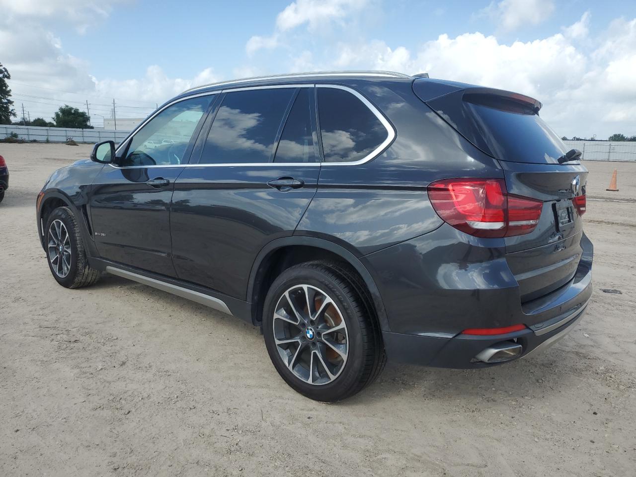 5UXKR2C52J0Z16468 2018 BMW X5 - Image 2