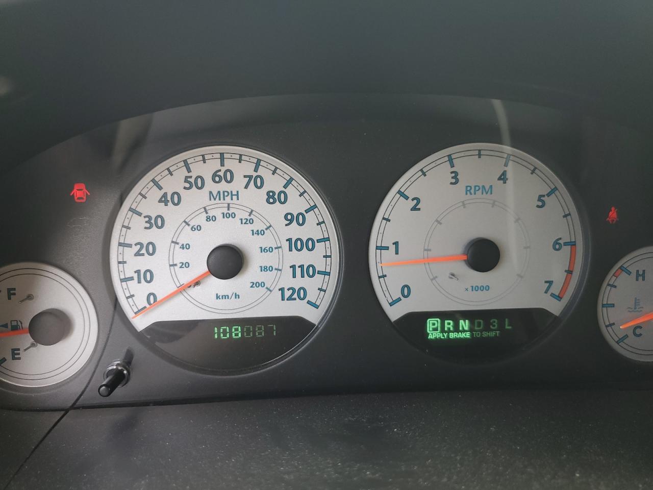 2006 Chrysler Town & Country Lx VIN: 1A4GP44R96B752684 Lot: 65683104