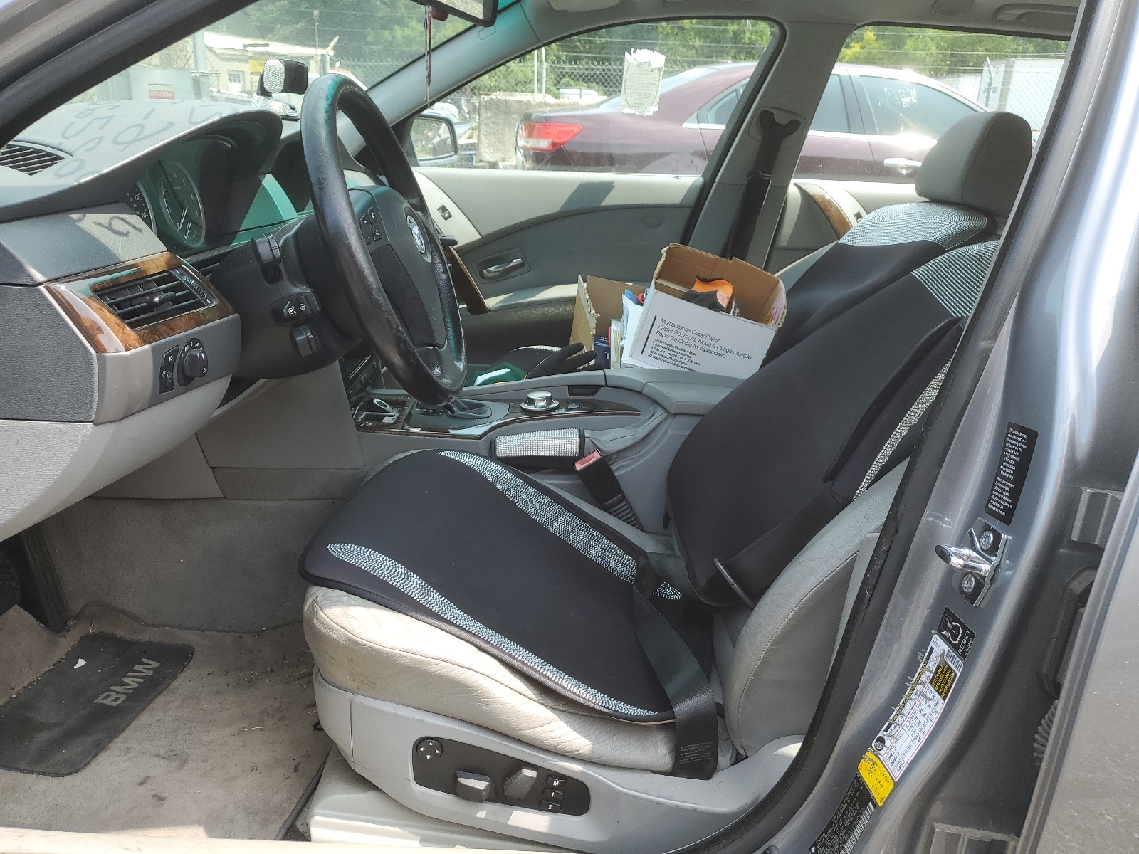 WBANN73506CN01207 2006 BMW 530 Xit