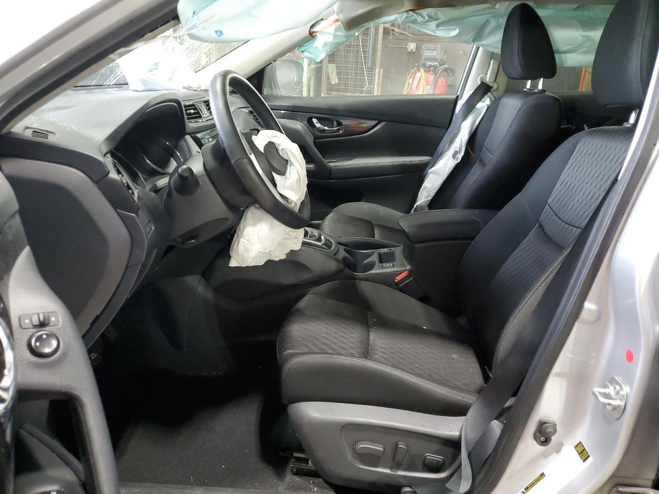 2020 Nissan Rogue S VIN: KNMAT2MV0LP520188 Lot: 63627474