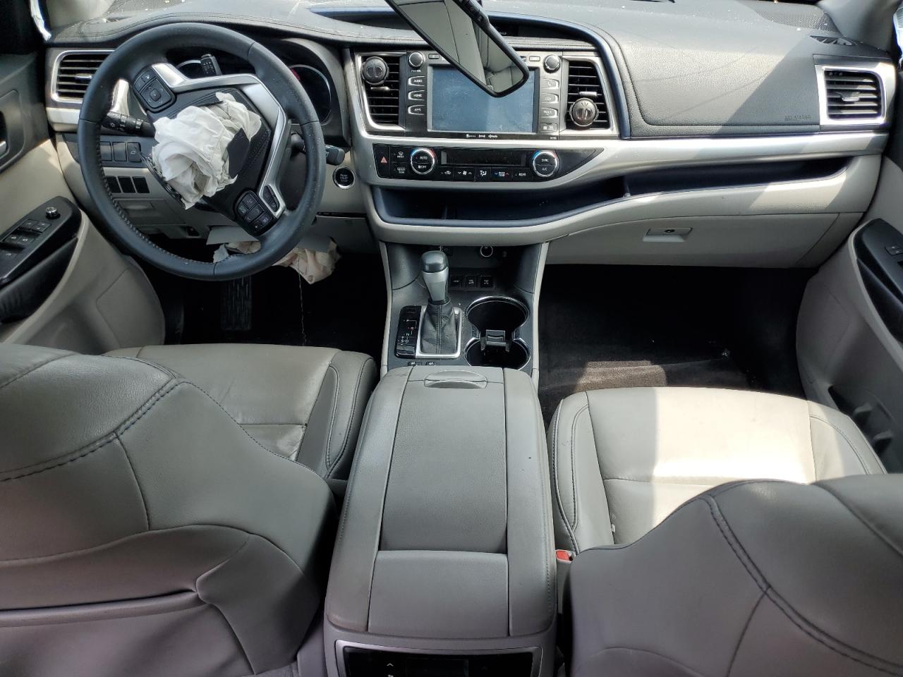 2016 Toyota Highlander Xle VIN: 5TDJKRFH2GS258284 Lot: 64959234