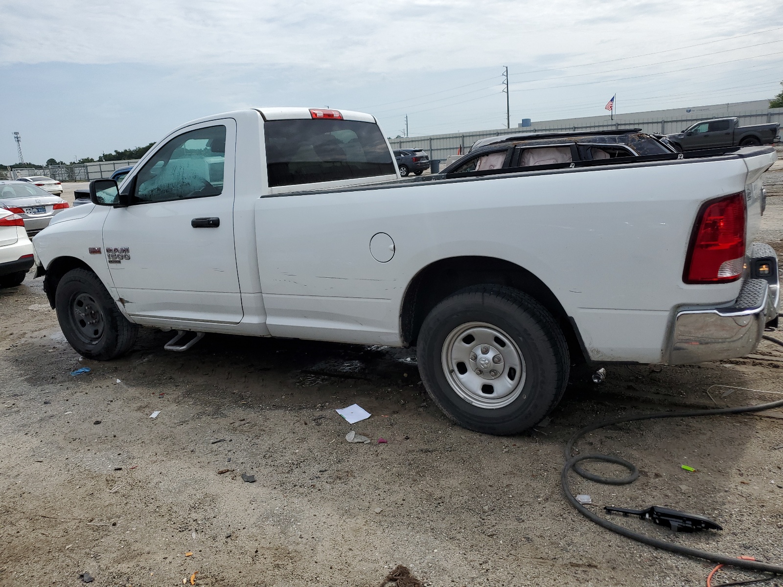 2019 Ram 1500 Classic Tradesman vin: 3C6JR6DT5KG546820