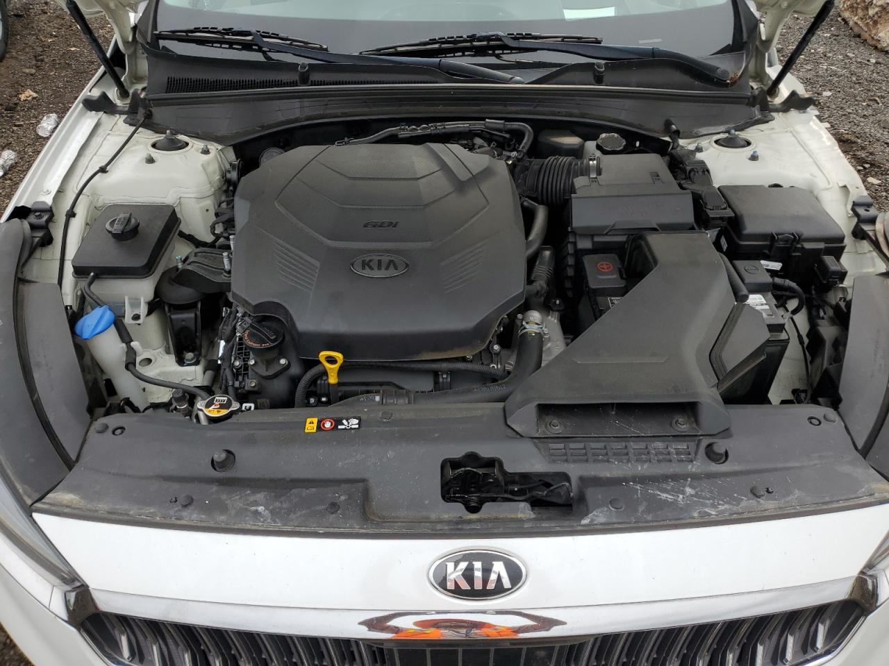 2017 Kia Cadenza Premium VIN: KNALC4J16H5065000 Lot: 64159704