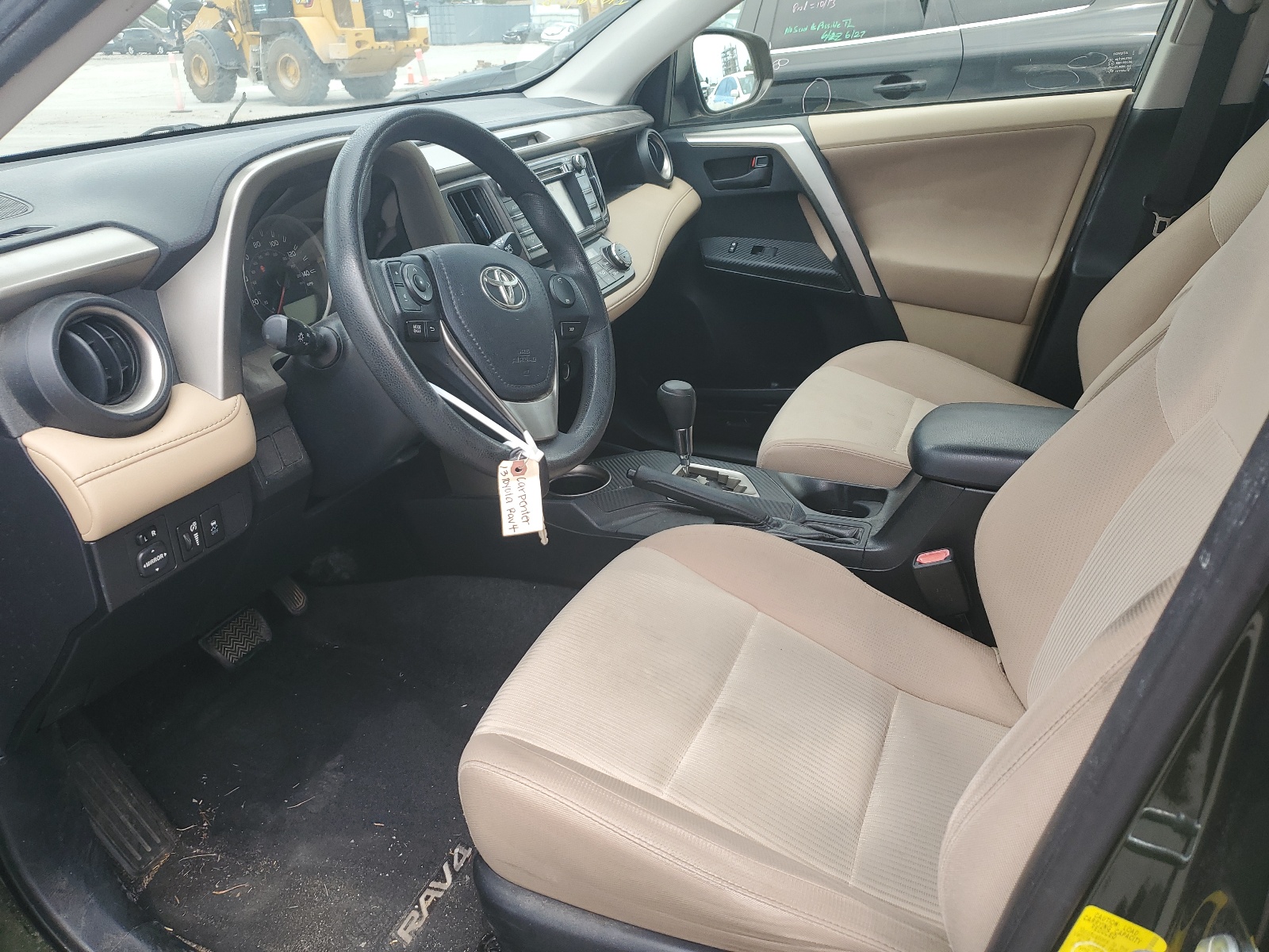 JTMWFREVXDD008428 2013 Toyota Rav4 Xle