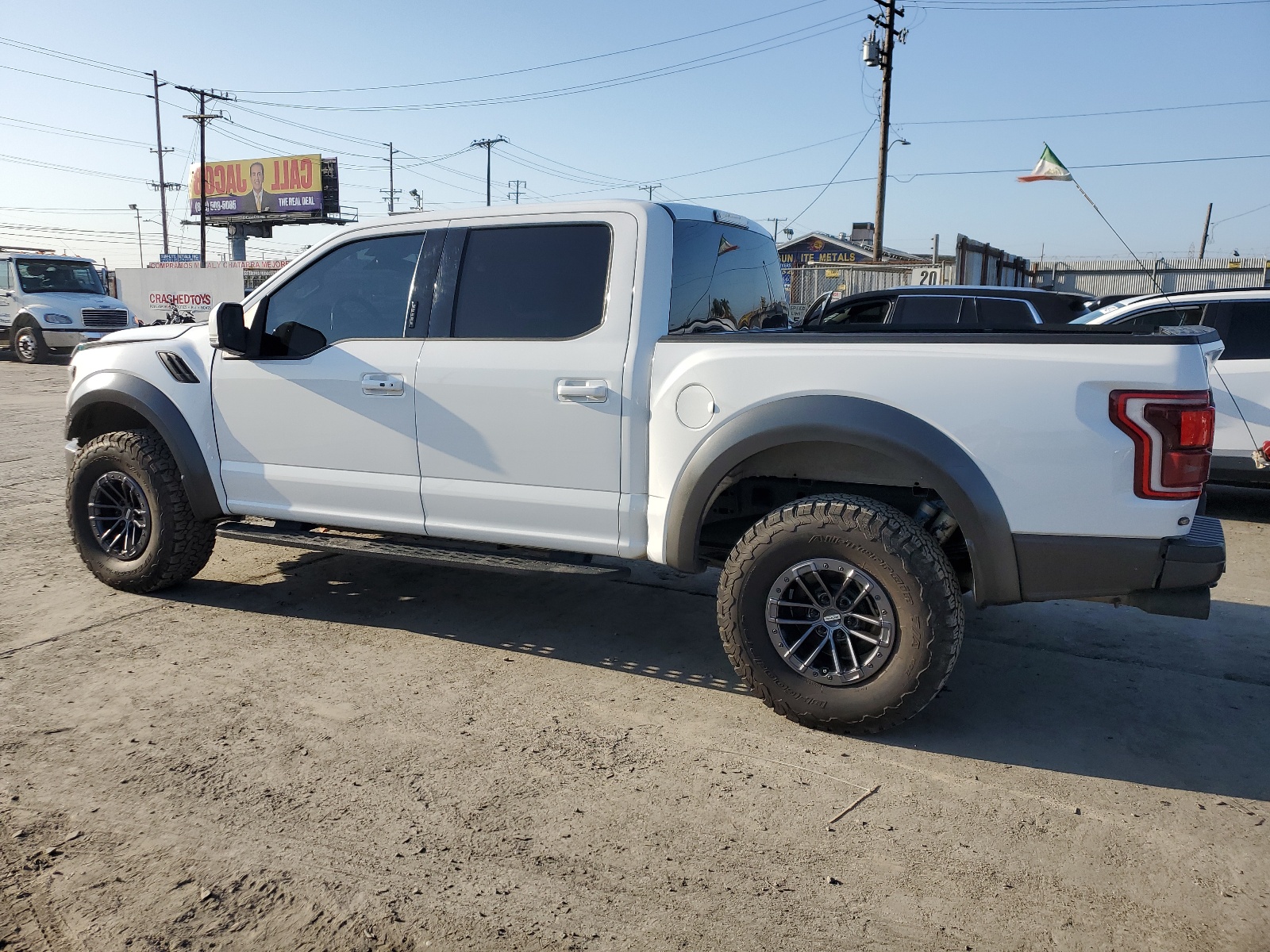 2018 Ford F150 Raptor vin: 1FTFW1RG7JFD24740