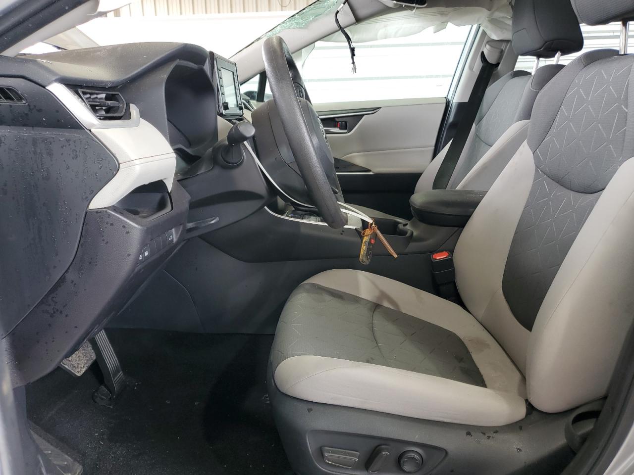 2022 Toyota Rav4 Xle VIN: 2T3P1RFV5NW261324 Lot: 64909084