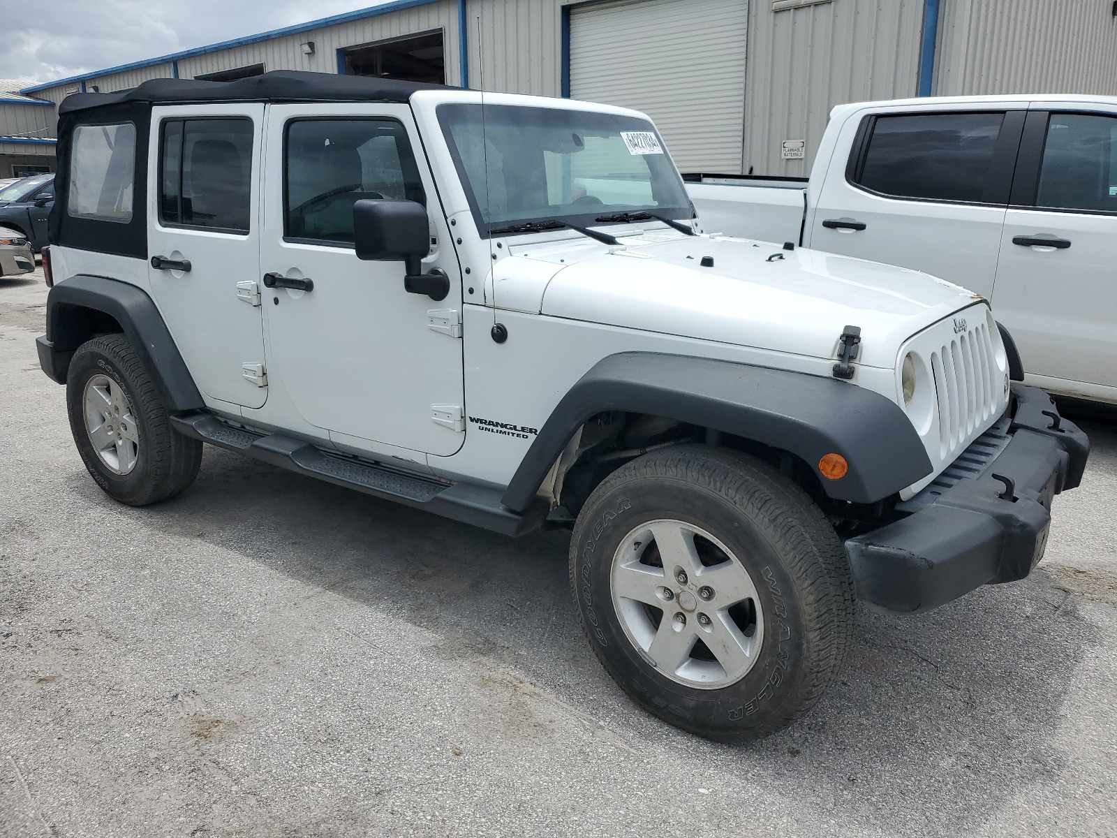 2015 Jeep Wrangler Unlimited Sport vin: 1C4HJWDG0FL701218