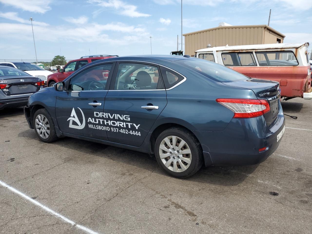 2015 Nissan Sentra - Image 2