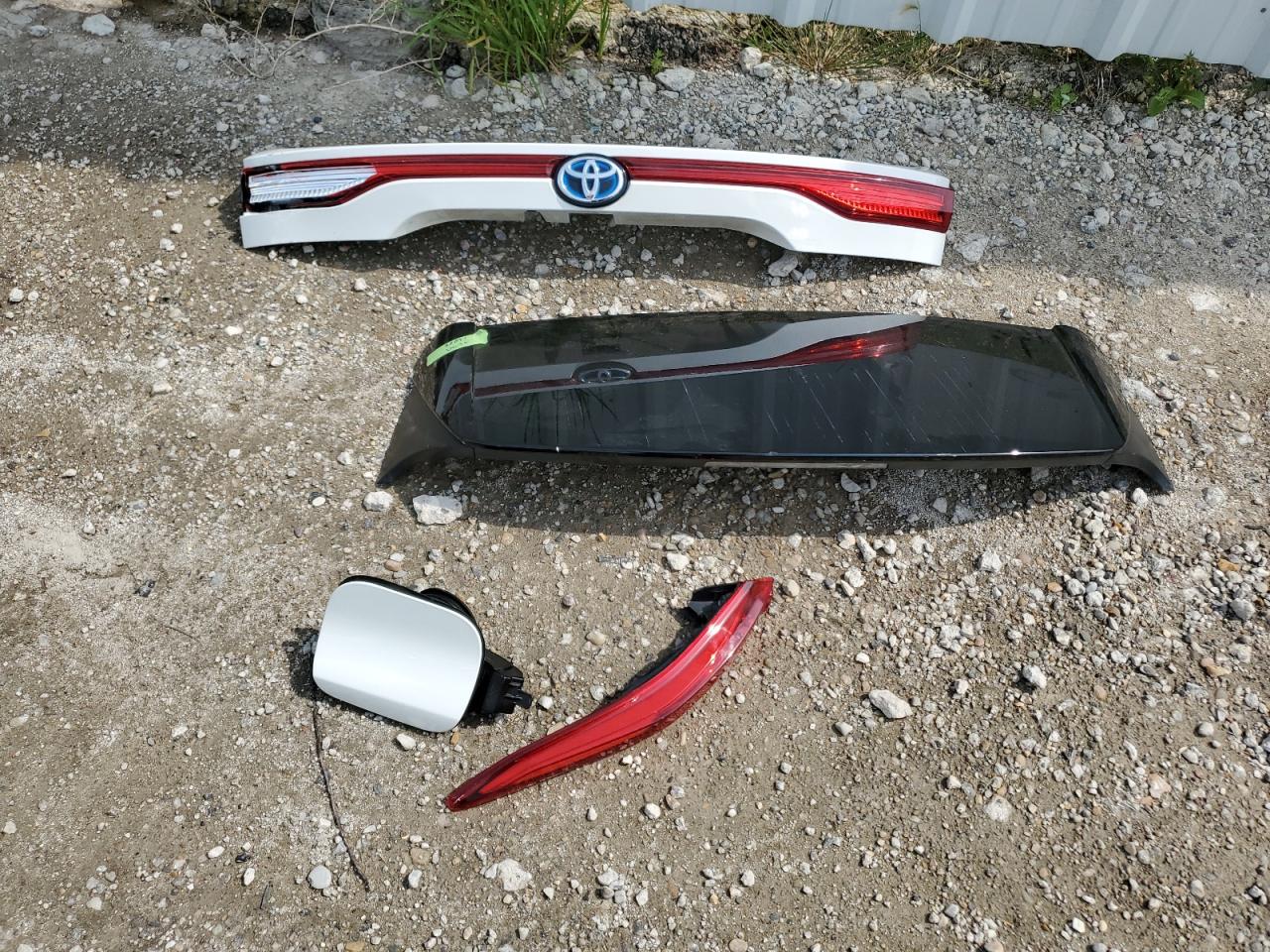 2022 Toyota Venza Le VIN: JTEAAAAH7NJ115882 Lot: 64764684